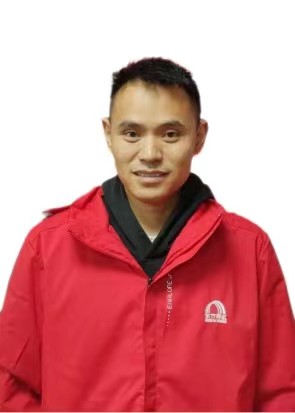 张国栋