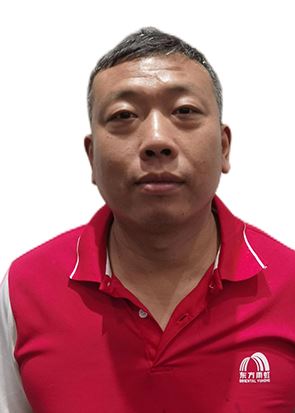 张伟