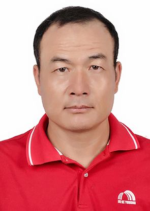 李卓
